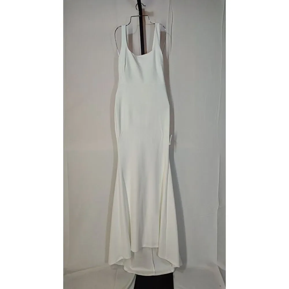 Lulu's White Bow-Back Sleeveless Evening Gown